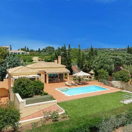 Villa Sleeps 4 Pool Air Con Wifi Kaligata